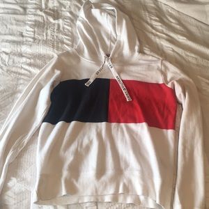 Tommy Hilfiger